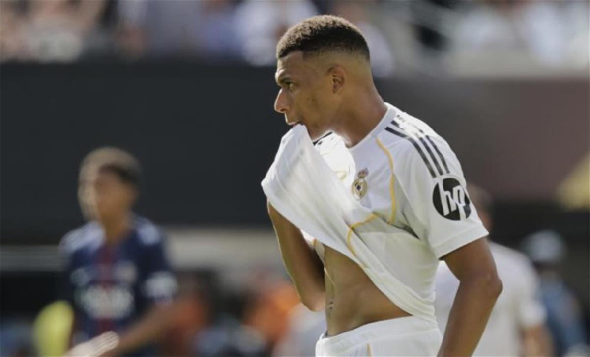 لا مكافآت ولا تتويج.. ريال مدريد يدفع ثمن الانهيار أمام باريس سان جيرمان