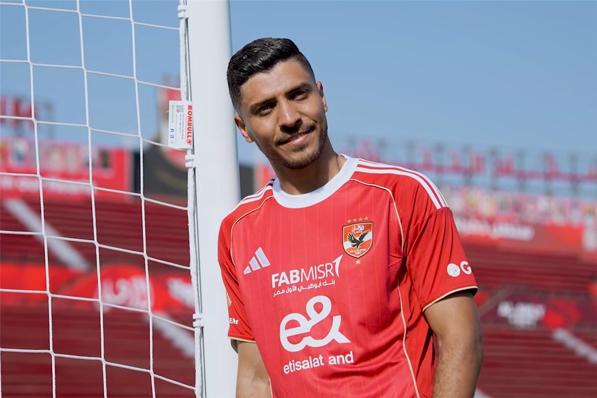 محمد شريف: الأهلي جنة كرة القدم في مصر وإفريقيا.. وأسعى لكتابة التاريخ وحصد كل البطولات