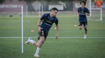 أحمد بلحاج: لم أتوقع انضمام هذا الثنائي لـ الأهلي.. ويختار أفضل لاعب بالموسم الماضي