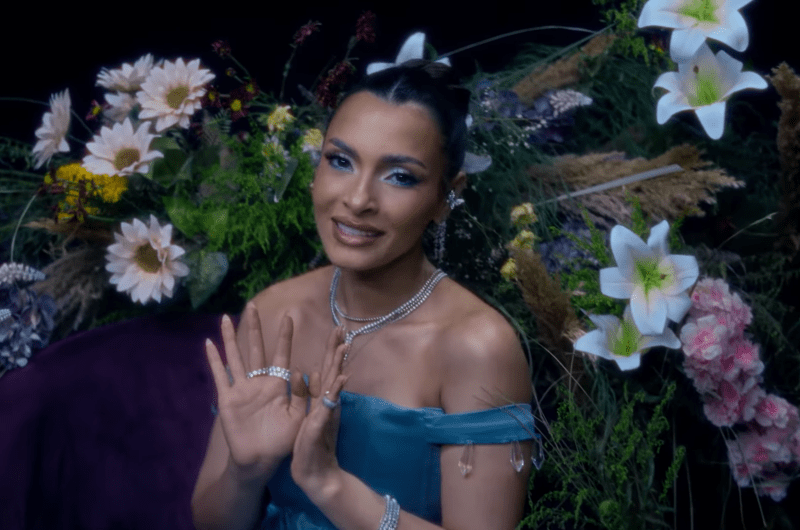 شاهد.. أغنية “طبطب عليا” لـ كارمن سليمان