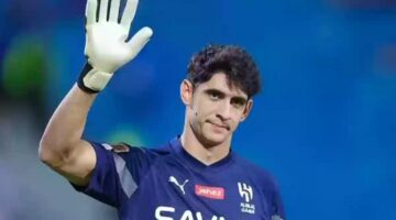 بعد العروض الأوروبية والعربية.. ياسين بونو يحسم موقفه من الرحيل عن الهلال السعودي