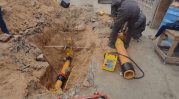 محافظ الجيزة يطمئن المواطنين.. هذا سبب رائحة الغاز