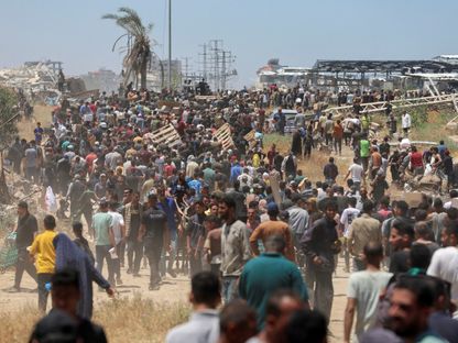 ناشط فلسطيني يوثق “رحلة الموت” قرب مراكز المساعدات بغزة