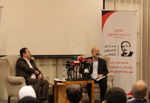 هل ينزلق الأردن إلى نسخة معدلة من “إبراهام”؟ الرزاز يعود إلى الأضواء بتصريحات مثيرة “الصهيوني هو العدو الوحيد” والمنصات تسأله “هل ستعيد نفس الكلام لو عدت رئيسا للحكومة؟