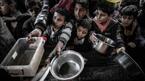 “الأغذية العالمي”: جميع أنظمة الغذاء في غزة على وشك الانهيار