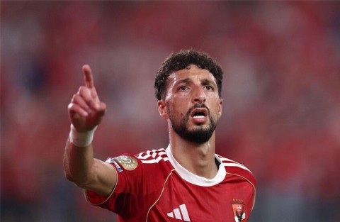 بشكل مفاجئ.. الريان القطري ينسحب من صفقة وسام أبو علي