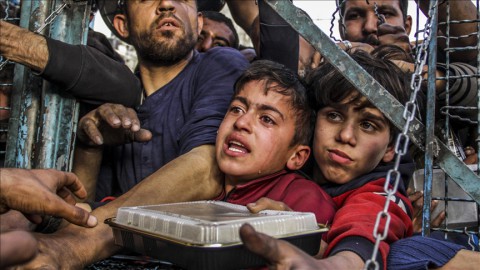 حكومة غزة: الموت جوعا يهدد 650 ألف طفل دون الخامسة بالقطاع