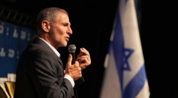 غولان: نتنياهو وسموتريتش وبن غفير أقلية متطرفة تعيق اتفاق وقف النار