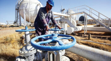 وزير النفط: العراق يخسر 300 ألف برميل يومياً من حصته في “أوبك” بسبب كردستان