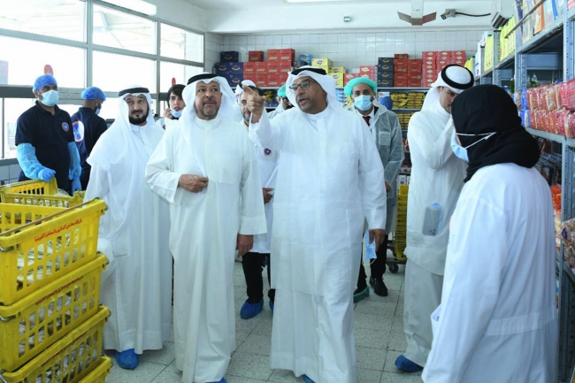 محافظ الفروانية: تضافر الجهود لتوفير المخزون الغذائي.. ومراقبة استقرار الأسعار
