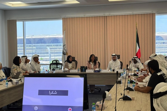 «الأشغال» و«الطيران المدني» تبحثان مستجدات مبنى «T2» بمطار الكويت