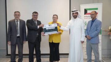 «الخيرية العالمية» تدعم 100 طالب في ماليزيا