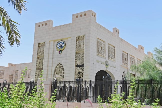 الكويت تعرب عن تعاطفها وتضامنها مع بنغلاديش جراء تحطم طائرة في دكا