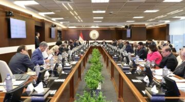 وزير الصحة يشهد اجتماع مجلس الإدارة الـ 22 لهيئة الشراء الموحد