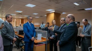 في جولة مفاجئة.. وزير الإنتاج الحربي يتفقد شركة TUYA Technology لنظم المعلومات
