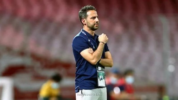 يانيك فيريرا حضر إلى القاهرة سرًا واتفق على تدريب الزمالك