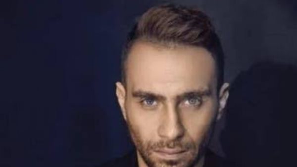 مفاجآت غنائية في ألبومات الصيف بين التلحين والأداء