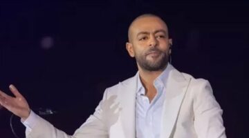 تامر عاشور يظهر بعكاز في “موازين” ويكشف عن ديو يجمعه بأصالة أو شيرين: “نفسي أغني معاهم”