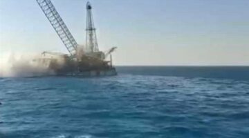 وزراء الصحة والبترول والعمل يتابعون تداعيات غرق “آدم مارين 12” ورفع حالة الطوارئ بمستشفيات البحر الأحمر